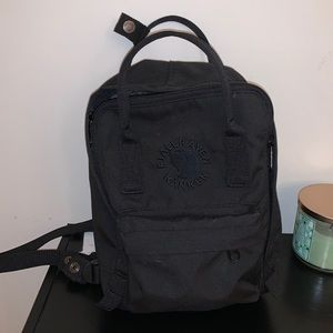 Mini Fjallraven Re-Kanken black
